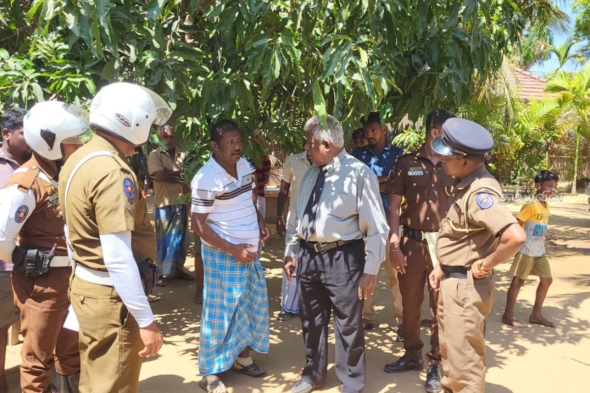 கிளிநொச்சியில் வாகனத்தில் நசியுண்ட ஒன்றரை வயது குழந்தை பரிதாப மரணம் | One Year Old Child Died In Kilonochchi