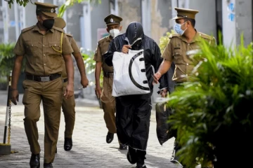 பாலியல் துஷ்பிரயோகம் மற்றும் கொள்ளை; இருவர் கைது