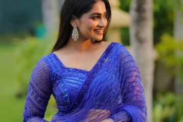 பிக் பாஸ் ஷிவானி நாராயணன் ட்ரான்ஸ்பரென்ட் சேலையில் அழகிய போட்டோஷூட்