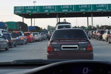 இன்று முதல்  சுங்கக்கட்டணம் உயர்வு : வாகன ஓட்டிகள் அதிர்ச்சி