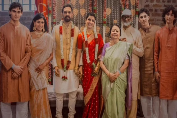 நடிகை சமந்தாவின் மாமனார், மாமியார் இவர்கள் தான்.. அழகிய குடும்ப புகைப்படம் | Samantha Raj Nidimoru After Marriage Family Photo