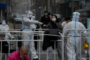 சீனாவின் கோவிட் அலை தொடர்பில் லண்டன் ஆய்வு நிறுவனம் வெளியிட்ட அதிர்ச்சித் தகவல்!