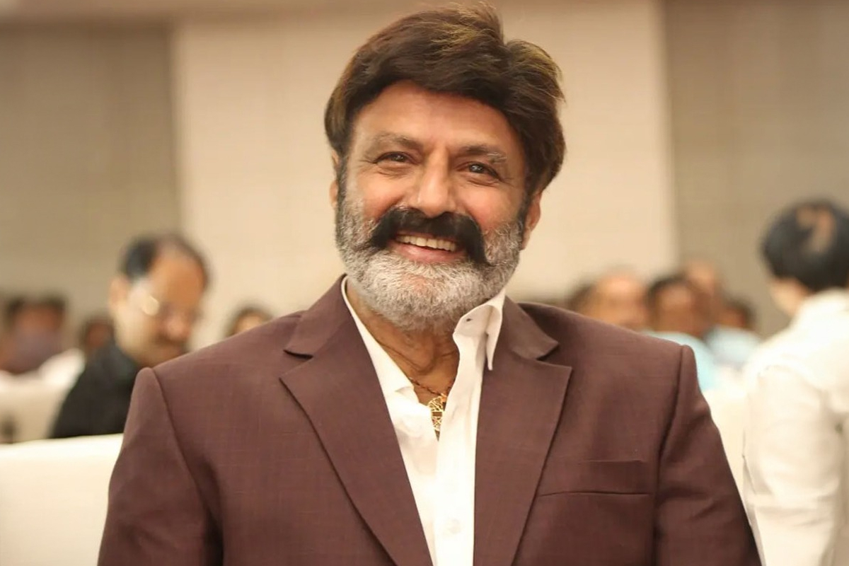 நடிகர் பாலகிருஷ்ணாவிற்கு 3 மணி நேரமாக நடந்த அறுவை சிகிச்சை.. இப்போது எப்படி இருக்கிறார் | Balakrishna Three Hour Knee Surgery Successfull