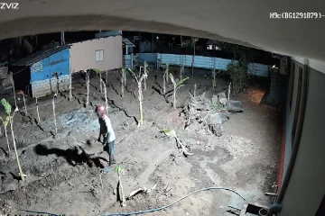 தமிழர் பகுதியில் நள்ளிரவில் பெண்ணின் வீட்டிற்குள் புகுந்து நடத்தப்பட்ட செயல் ; மர்ம நபரால் பரபரப்பு