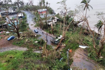 1000 பேர் பலி? பல நாடுகளை புரட்டி போட்ட சிடோ புயல்