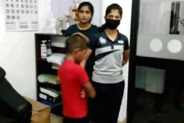 பெரெஹாவை பார்வையிட சென்ற சிறுவன்  மாயம்; ரயிலில் சிக்கிய சந்தேக நபர்!