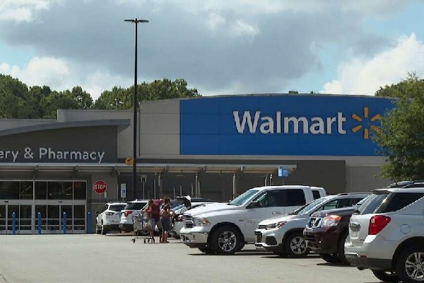 அமெரிக்க சூப்பர் மார்க்கெட்களில் பணம் களவாடிய கனடியர் | Canadian Man Accused Of Stealing Us 64 000