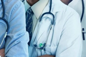 மருத்துவ நிபுணர்கள் தொழிற்சங்க நடவடிக்கையில் ஈடுபட முடிவு