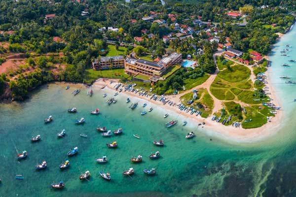 இலங்கையின் அழகும் அதிசயமும் நிறைந்த சுற்றுலா தளங்கள் | Sri Lanka Tourist Places In Tamil