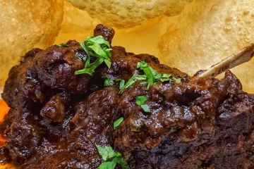 மிளகு சற்று தூக்கலாக போட்டு காரசாரமான ஆட்டு ஈரல் வறுவல்! மணக்க மணக்க இனி செய்து ருசியுங்கள்