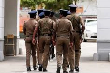 வவுனியாவில் இளைஞனை தாக்கிய சந்தேக நபர்கள் தலைமறைவு: பொலிஸார் வலைவீச்சு