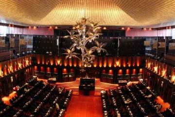 நாளை அமைச்சரவையில் சமர்ப்பிக்கப்படவுள்ள திருத்தங்களுடனான '21'