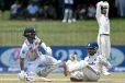 තරගයේ තුන්වැනි දිනයට වැස්සෙන් බාධා - ශ්‍රී ලංකා ඉනිම අසීරු තැනක [LIVE VIDEO]