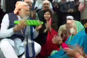 என்ன பெரிய அரபிக் குத்து? உனக்கு மோடி பஜனை தெரியுமா