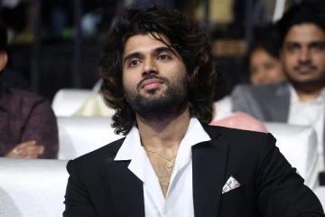 பெயர் ' V ' என்ற எழுத்தில் தொடங்குகின்றதா? உண்மையில் எப்படிப்பட்டவர்களாக இருப்பார்கள் தெரியுமா?