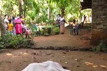 22 හැවිරිදි පෙම්වතියගේ ගෙළ කපා ඝාතනය කෙරේ..!