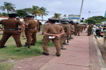 முற்றுகையிடப்பட்ட கோலாகல விருந்து ; ஒரே அறைக்குள் 12 இளைஞர்கள் அரங்கேறிய செயல் அம்பலம்