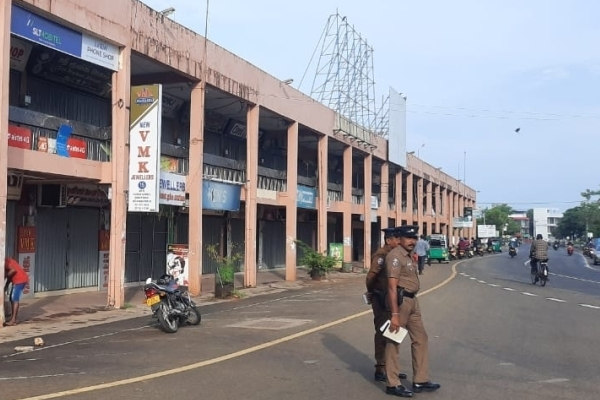 முடங்கியது தமிழர் தாயகம்; வெறிச்சோடிய நகரங்கள்!(Photos) | Deserted Cities In The Tamil Homeland