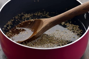 வெறும் வயிற்றில் ஓம நீர் குடிக்கலாமா? தினமும் காலையில் குடித்தால் என்ன நடக்கும் தெரியுமா?