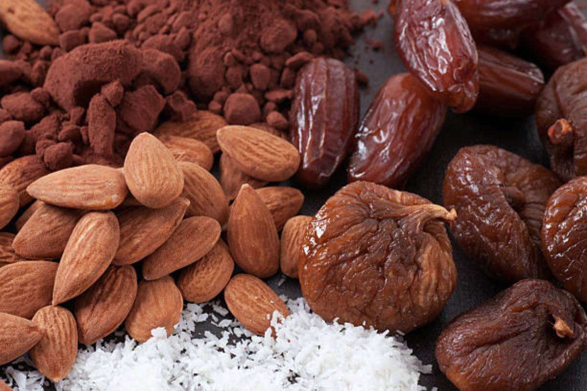 எவ்வளவு சாப்பிட்டாலும் ரொம்ப ஒல்லியா இருக்கீங்களா? இதை சாப்பிடுங்க போதும் | Food Consume This Foods To Gain Weight Naturally