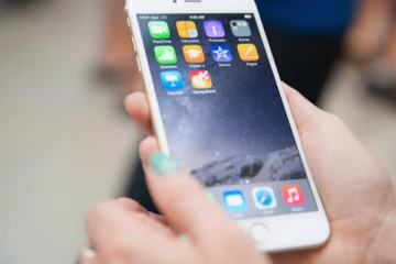 கனடாவில் ஐபோன் பயன்படுத்துபவரா? நீங்களும் நட்டஈடு பெற முடியும்