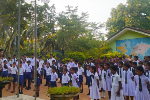 ஹரிணிக்கு கல்வி முறை பற்றி என்ன தெரியும்! சாடும் திலித் | Harini S Education System Changes