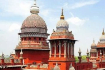 டாஸ்மாக் கடைகளை மூட உத்தரவிட முடியாது : உயர்நீதிமன்றம் கருத்து