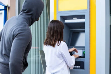 ATM கொள்ளை; 22 வயது இளைஞர் கைது!