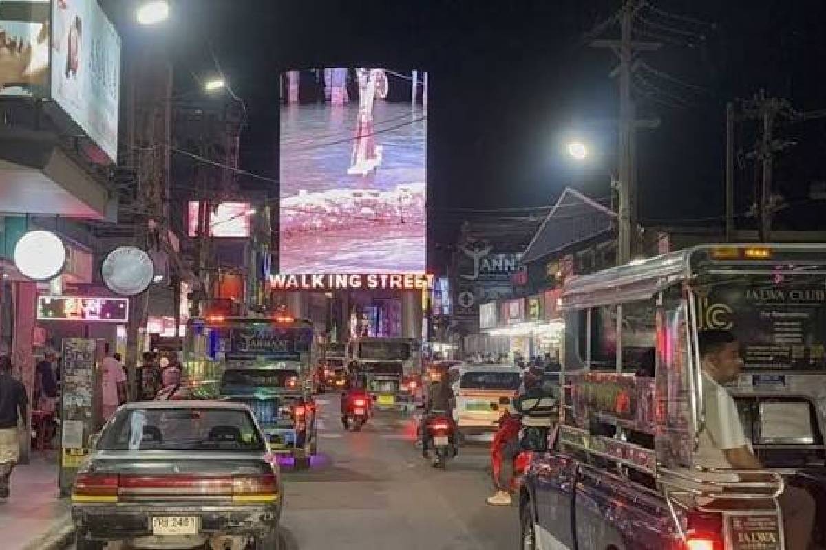 ஈரானுடனான 200 நாள் போருக்கு பின்னர் அமெரிக்க கடற்படை வீரர்களுக்கு கிடைத்த வாய்ப்பு | 5000 Us Marines To Rest In Pattaya Thailand