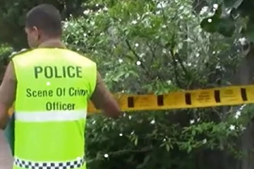 තියුණු ආයුධවලින් පහරදී පුද්ගලයෙකු ඝාතනය කෙරේ