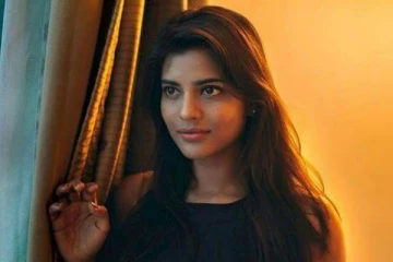 நா அத பண்ணேன் தான் - அதெல்லாம் வெளிய சொல்லணுமா என்ன..? ஓப்பனாக கேட்ட ஐஸ்வர்யா ராஜேஷ்..!