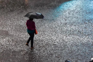 கொளுத்தும் வெயிலை தணிக்க வருகிறது மழை - சென்னை வானிலை ஆய்வு மையம் அறிவிப்பு.. !