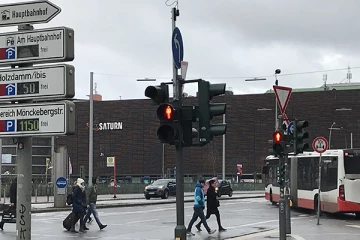 ஒற்றை பலூனால் ஸ்தம்பித்த  ஜேர்மன்  நகரம் ஒன்று!