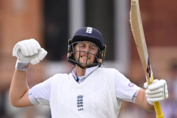 இலங்கைக்கு எதிரான டெஸ்ட் போட்டியில் இரட்டை சதம்., 5 சாதனைகளை முறியடித்த ஜோ ரூட்