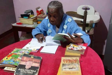 இலங்கையில் 97 வயதில் அசத்திய மூதாட்டி: குவியும் பாராட்டுக்கள்