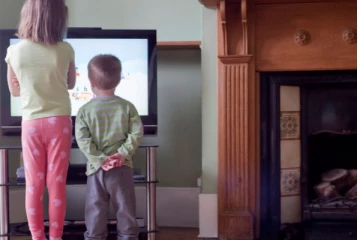 வடகொரிய சிறுவர்களுக்கு கடுமையான எச்சரிக்கை: மீறினால் 5 ஆண்டுகள் சிறை...!