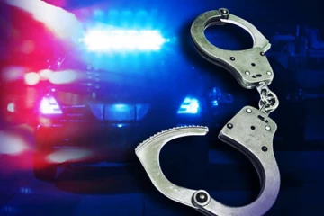 பெண்ணிடமிருந்து சங்கிலியை பறித்த இளைஞர்கள்: காவல்துறையினரால் விடுக்கப்பட்ட எச்சரிக்கை