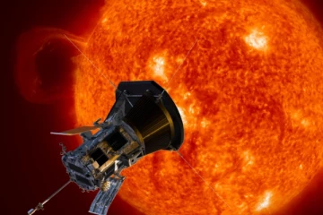 சூரியனுக்கு மிக அருகில் நெருங்க முயற்சிக்கும் நாசா விண்கலம்