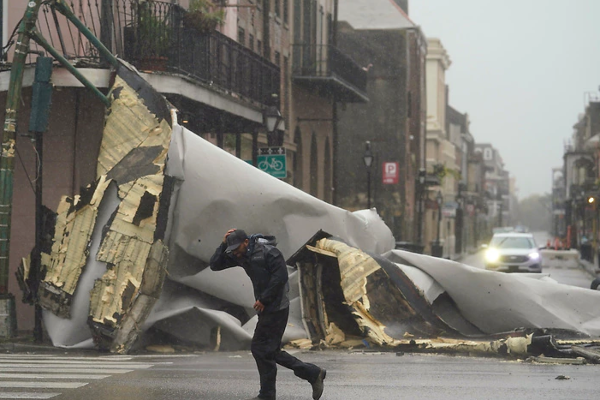 கரையை கடந்தது 