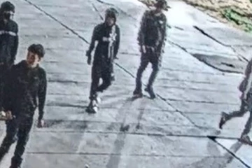 சிறுவன் விவகாரம்... ஐவரின் புகைப்படம் வெளியிட்ட ரொறன்ரோ பொலிசார்