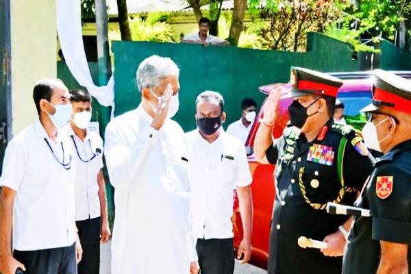 சுற்றிவளைக்கப்பட்ட நாடாளுமன்றம்! சவேந்திர சில்வா - பொன்சேகா சந்திப்பு | Shavendra Silva Fonseka Special Meeting