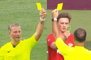 மஞ்சள் அட்டை காட்டிய நடுவருக்கு அதிர்ச்சி கொடுத்த வீரர்! சிரிப்பலை உண்டாக்கிய வைரல் வீடியோ