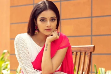 கண்ணுக்கு குளிர்ச்சியாக தனி தீவில் நான் அந்த நடிகருடன் இருக்க வேண்டும் - நடிகை ஜனனி