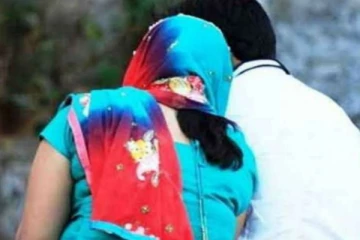 3 ஆண்களுடன் காதல்  - தட்டிக்கேட்ட கள்ளக்காதலன் அடித்துக் கொலை செய்த பெண்