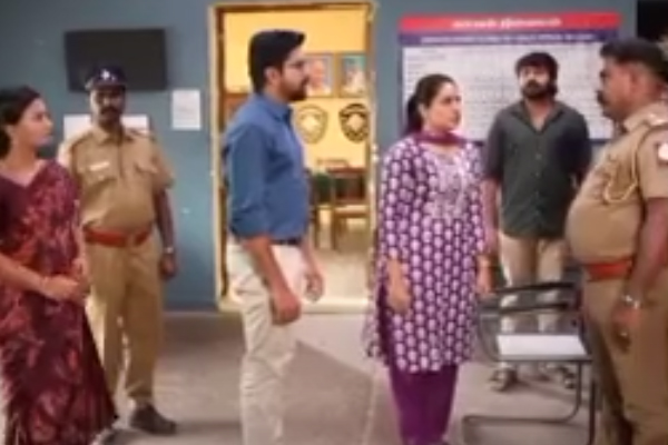 Siragadikka Aasai: முதன்முறையாக அம்மா கையால் சாப்பிட்ட முத்து... கண்கலங்க வைக்கும் ப்ரொமோ | Siragadikka Aasai Rohini Crying Police Station