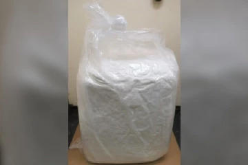 கனடிய விமான நிலையத்தில் மீட்கப்பட்ட மருந்துப் பொருட்கள்; எதற்கானது தெரியுமா?