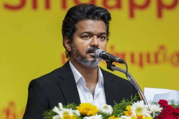 கரூர் மக்கள் சந்திப்பில் ஊடகங்களுக்கு அனுமதி மறுப்பு