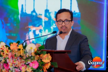 දැන් ජවිපෙ ලොක්කෝ ඉන්න ඕනේ ගල්ගුහා හුඹස් ගස්බෙන අස්සෙද? අම්මෝ ඇමතිතුමා හොදවයින් අමතයි