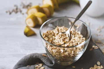 முடி நீளமா வளரனுமா? ஓட்ஸ் வைத்து இப்படி செய்ங்க!