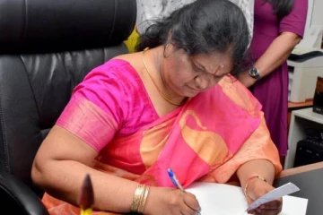 வடக்கு மாகாண ஆளுநர் அதிரடி: மன்னார் பிரதேச சபையின் தவிசாளருக்கு நேர்ந்த நிலை